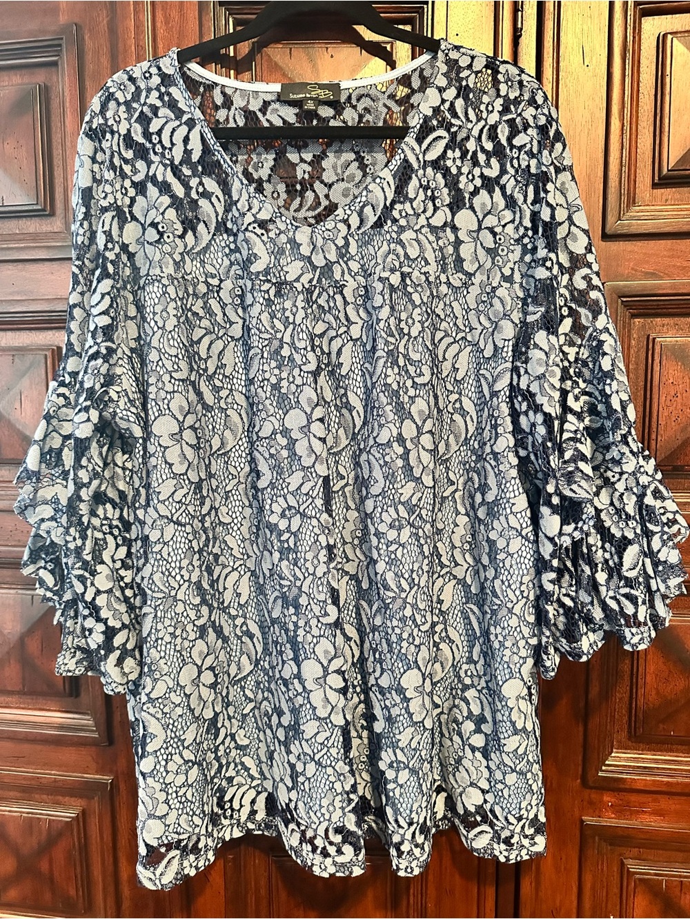 Suzanne Betro Navy Baby Blue LACE overlay Ruffle Sleeve Tunic unique look